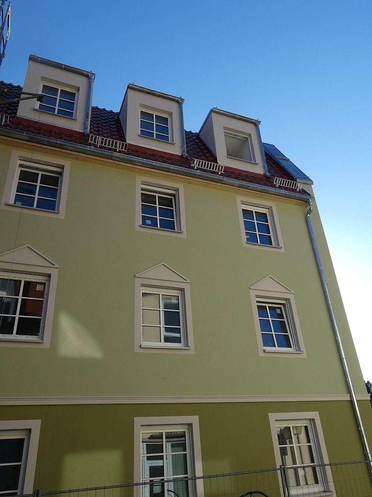 Fassade an einem Mietwohnhaus in Delitzsch